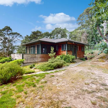 Waquoit Bay Bungalow